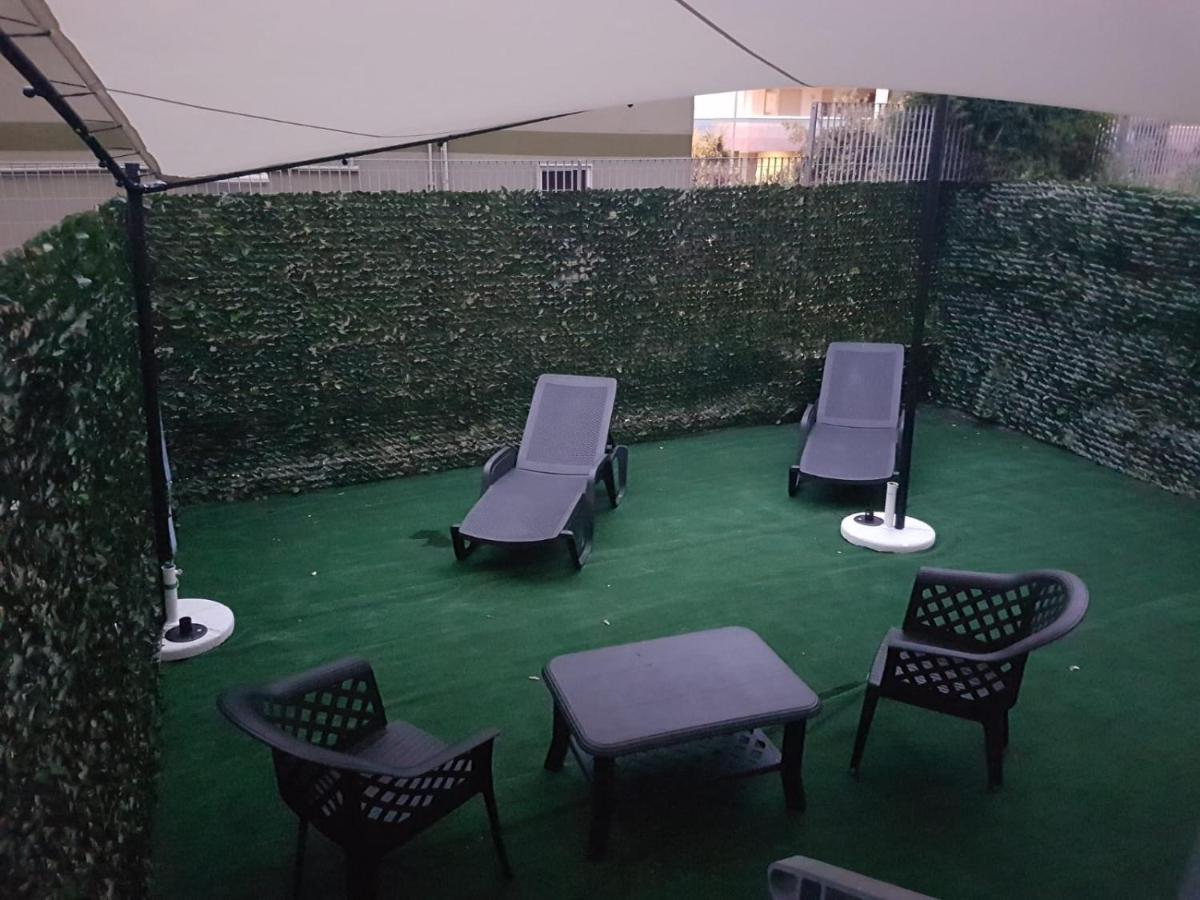 Villa Helios บาร์เลตตา ภายนอก รูปภาพ